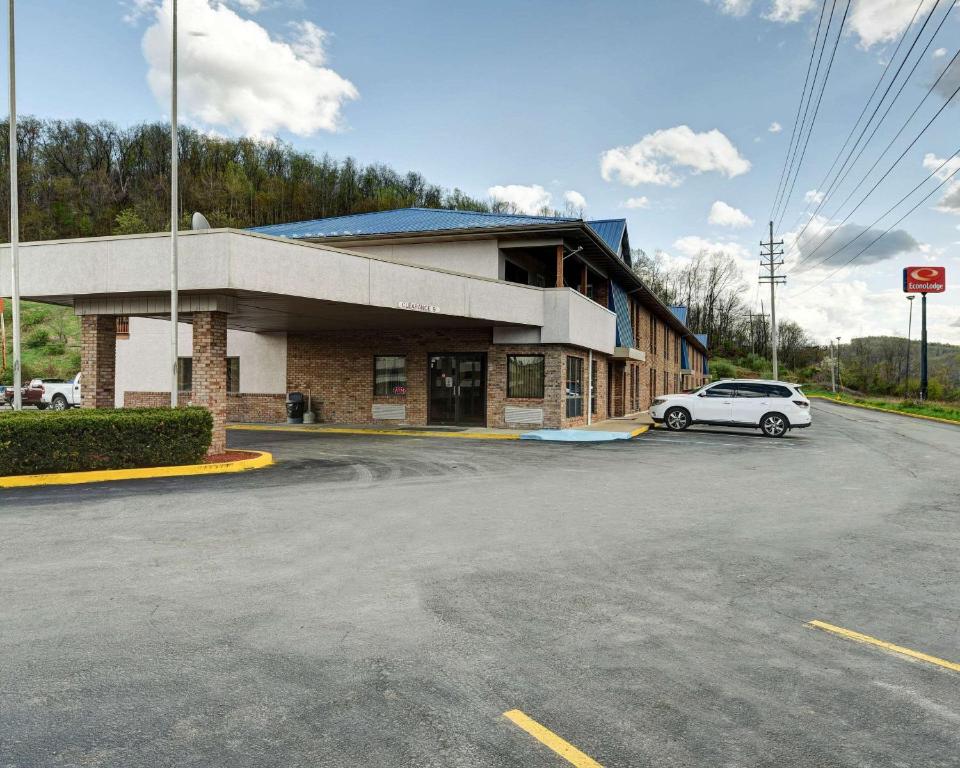 Econo Lodge Morgantown Main image 1